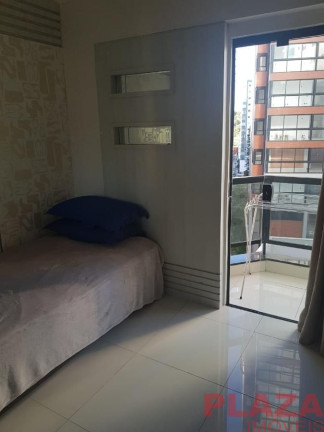 Imagem Apartamento com 3 Quartos à Venda, 90 m² em Centro - Balneário Camboriú Imagem Apartamento com 3 Quartos à Venda, 90 m² em Centro - Balneário Camboriú