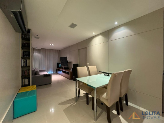 Imagem Apartamento com 3 Quartos à Venda, 117 m² em Centro - Florianópolis Imagem Apartamento com 3 Quartos à Venda, 117 m² em Centro - Florianópolis