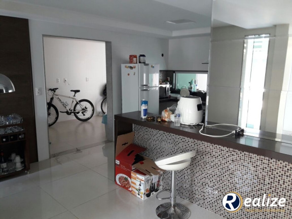 Imagem Casa com 4 Quartos à Venda, 300 m² em Aeroporto - Guarapari