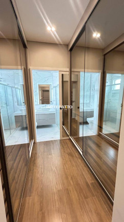 Imagem Casa com 3 Quartos à Venda, 250 m²