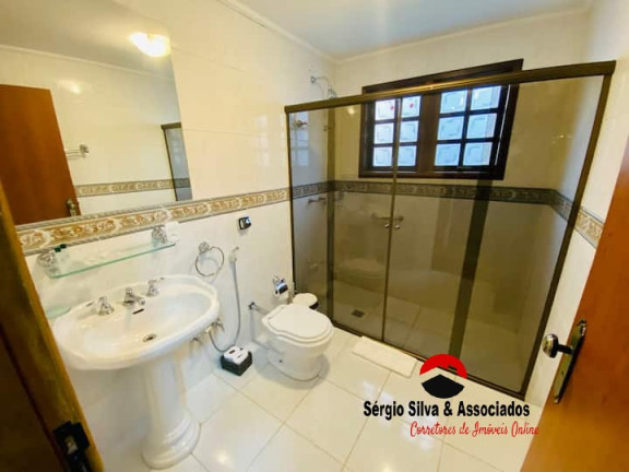 Imagem Casa com 3 Quartos à Venda, 1.000 m² em Campos Do Jordão Imagem Casa com 3 Quartos à Venda, 1.000 m² em Campos Do Jordão