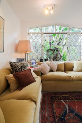 Imagem Casa com 3 Quartos à Venda, 261 m² em Jardim Paulistano - São Paulo Imagem Casa com 3 Quartos à Venda, 261 m² em Jardim Paulistano - São Paulo