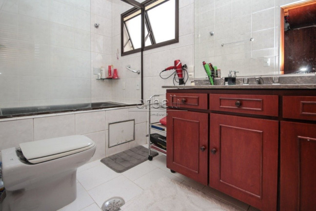 Imagem Casa com 3 Quartos à Venda ou Locação, 270 m² em Vila Hamburguesa - São Paulo Imagem Casa com 3 Quartos à Venda ou Locação, 270 m² em Vila Hamburguesa - São Paulo