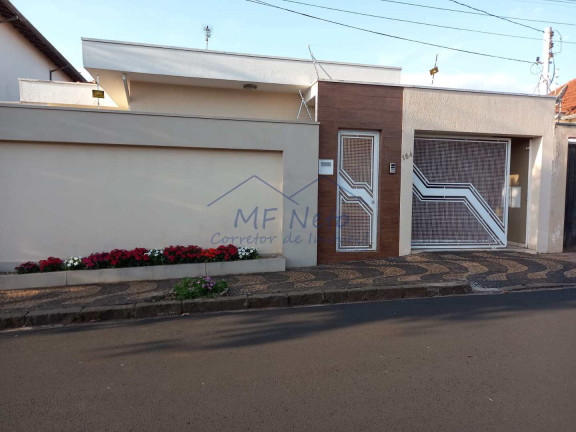 Imagem Casa com 3 Quartos à Venda, 240 m² em Centro - Pirassununga