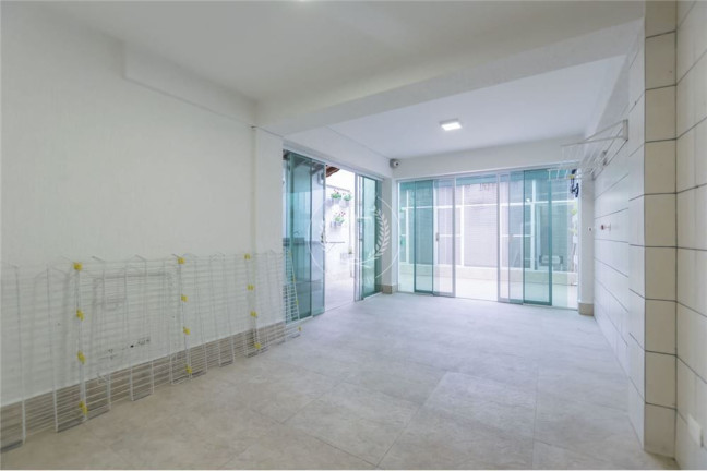 Imagem Casa com 3 Quartos à Venda, 270 m² em Cambuci - São Paulo