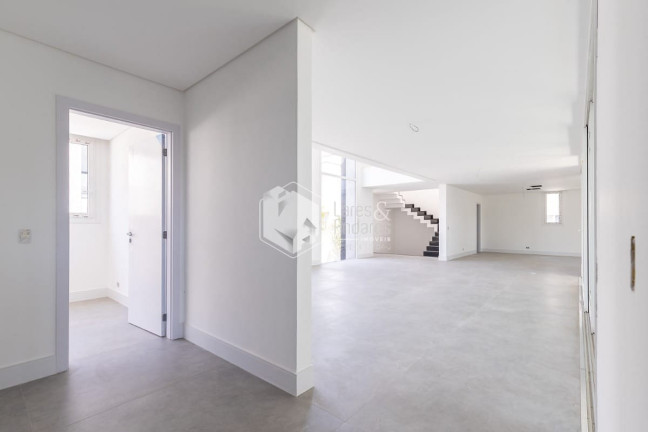 Imagem Casa com 4 Quartos à Venda, 719 m² em Jardim Cordeiro - São Paulo Imagem Casa com 4 Quartos à Venda, 719 m² em Jardim Cordeiro - São Paulo