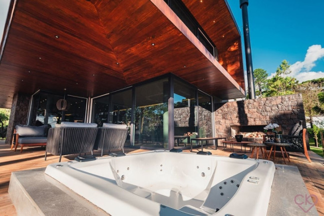 Imagem Casa de Condomínio com 4 Quartos à Venda, 588 m² em Condomínio Aspen Mountain - Gramado Imagem Casa de Condomínio com 4 Quartos à Venda, 588 m² em Condomínio Aspen Mountain - Gramado
