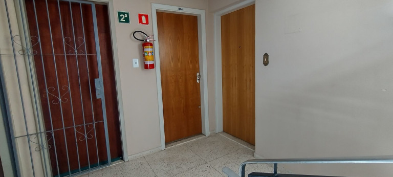 Imagem Apartamento com 2 Quartos à Venda, 79 m² em Floresta - Porto Alegre Imagem Apartamento com 2 Quartos à Venda, 79 m² em Floresta - Porto Alegre