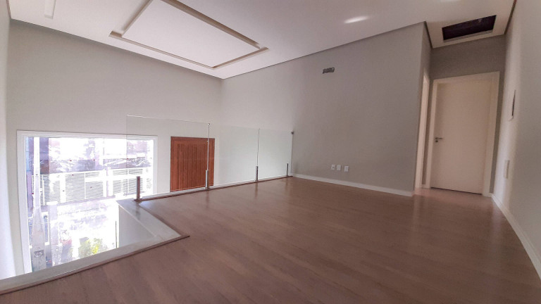 Imagem Sobrado com 3 Quartos à Venda, 215 m² em Mont Serrat - Canoas
