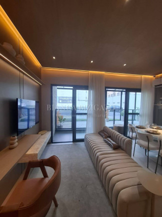 Apartamento com 2 Quartos à Venda, 54 m² em Centro - Curitiba