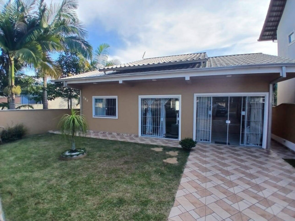 Casa com 3 Quartos à Venda, 305 m² em Pinheiros - Balneário Barra Do Sul