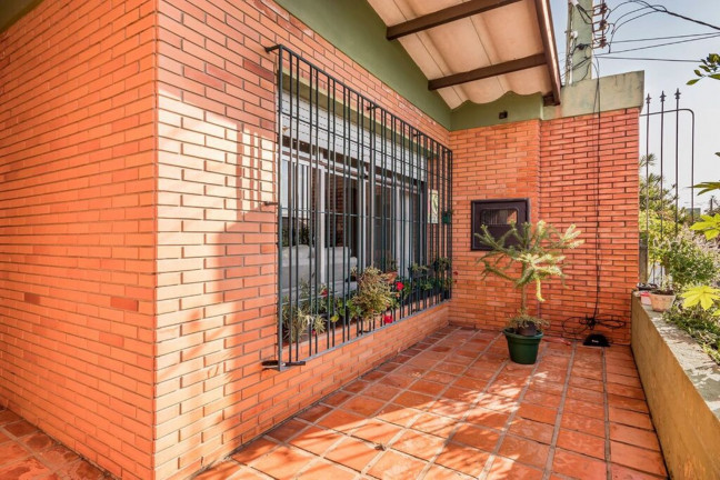 Imagem Imóvel com 4 Quartos à Venda,  em Jardim Itu Sabará - Porto Alegre