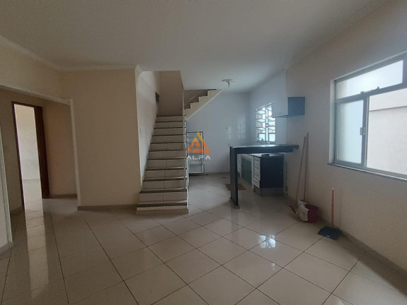 Cobertura com 3 Quartos à Venda, 166 m²