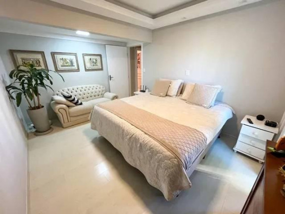 Imagem Apartamento com 3 Quartos à Venda, 210 m² em Centro - Balneário Camboriú Imagem Apartamento com 3 Quartos à Venda, 210 m² em Centro - Balneário Camboriú