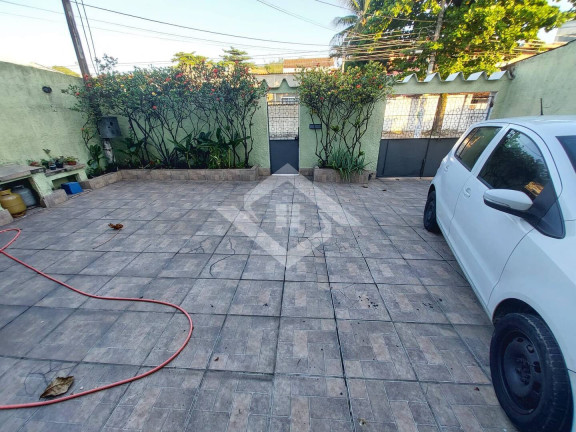 Imagem Casa com 5 Quartos à Venda, 250 m² em Campo Grande - Rio De Janeiro Imagem Casa com 5 Quartos à Venda, 250 m² em Campo Grande - Rio De Janeiro