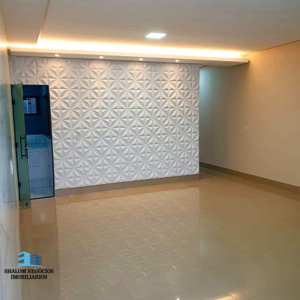 Imagem Casa com 4 Quartos à Venda, 215 m² em Jd Planalto - Goiânia