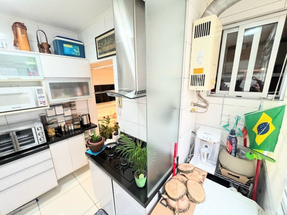 Imagem Imóvel com 1 Quarto à Venda,  em Petrópolis - Porto Alegre