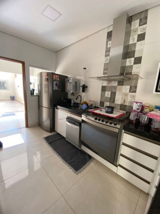 Imagem Casa com 3 Quartos à Venda, 128 m² em Buritis - Itumbiara Imagem Casa com 3 Quartos à Venda, 128 m² em Buritis - Itumbiara