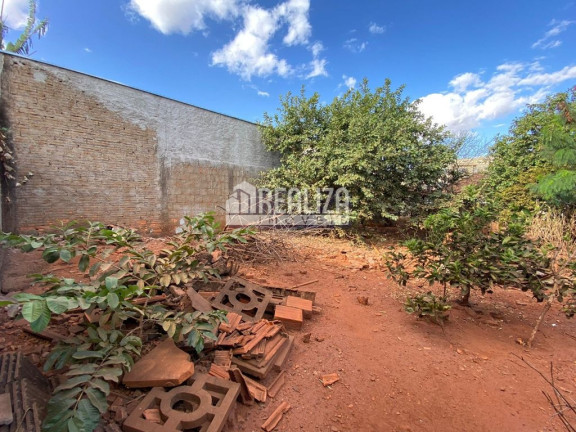Imagem Casa com 3 Quartos à Venda, 447 m² em Fabrício - Uberaba Imagem Casa com 3 Quartos à Venda, 447 m² em Fabrício - Uberaba