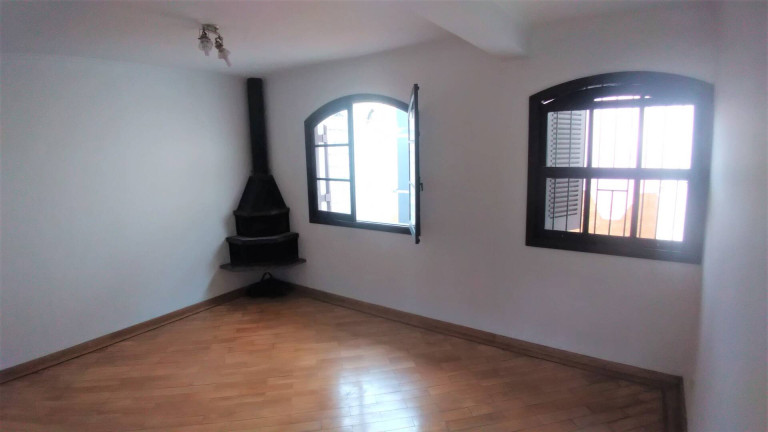Imagem Casa com 4 Quartos à Venda, 220 m² em Vila Inglesa - São Paulo