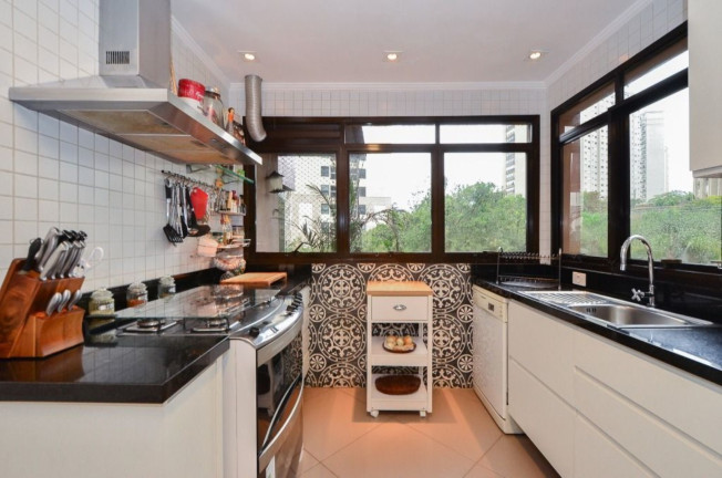Imagem Imóvel com 3 Quartos à Venda, 200 m² em Panamby - São Paulo Imagem Imóvel com 3 Quartos à Venda, 200 m² em Panamby - São Paulo
