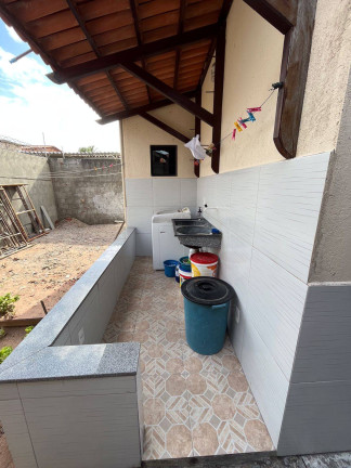 Imagem Casa com 6 Quartos à Venda, 200 m² em Nossa Senhora Da Apresentação - Natal Imagem Casa com 6 Quartos à Venda, 200 m² em Nossa Senhora Da Apresentação - Natal