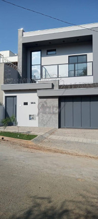 Casa com 3 Quartos à Venda, 140 m² em Ibituruna - Montes Claros