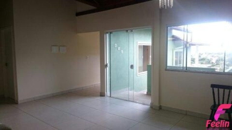 Imagem Casa com 7 Quartos à Venda, 484 m² em Armação - Florianópolis Imagem Casa com 7 Quartos à Venda, 484 m² em Armação - Florianópolis