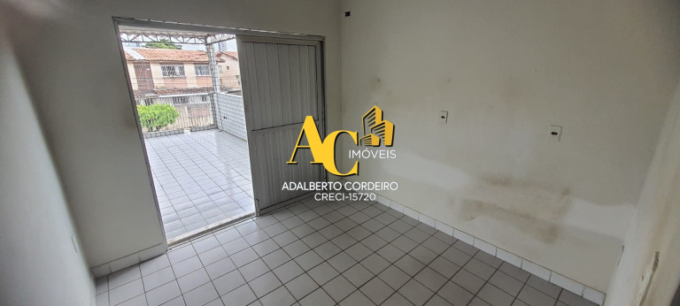 Imagem Casa com 3 Quartos à Venda, 210 m² em Iputinga - Recife