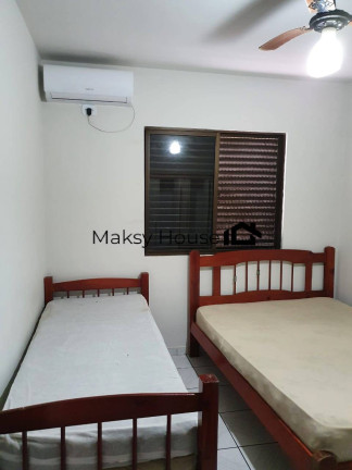 Imagem Casa com 3 Quartos para Temporada,  em Centro - Guaratuba