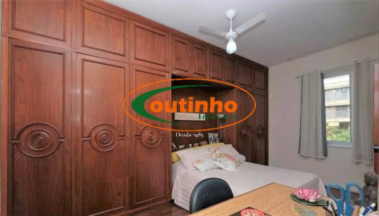 Imagem Apartamento com 4 Quartos à Venda, 140 m² em Tijuca - Rio De Janeiro Imagem Apartamento com 4 Quartos à Venda, 140 m² em Tijuca - Rio De Janeiro