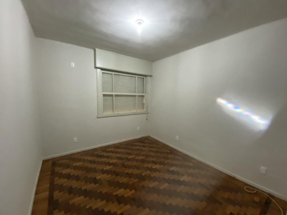 Imagem Apartamento com 6 Quartos à Venda, 223 m² em Copacabana - Rio De Janeiro Imagem Apartamento com 6 Quartos à Venda, 223 m² em Copacabana - Rio De Janeiro