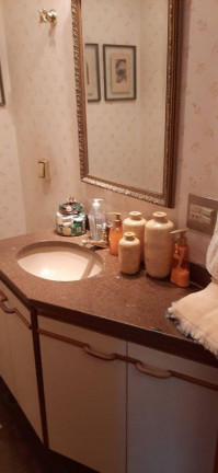 Imagem Apartamento com 4 Quartos à Venda, 220 m² em Moema - São Paulo