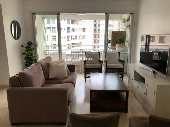Imóvel com 4 Quartos para Alugar, 110 m² em Moema - São Paulo