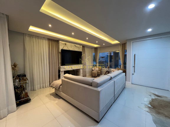 Imagem Casa com 3 Quartos à Venda, 300 m² em Pedra Branca - Palhoça Imagem Casa com 3 Quartos à Venda, 300 m² em Pedra Branca - Palhoça