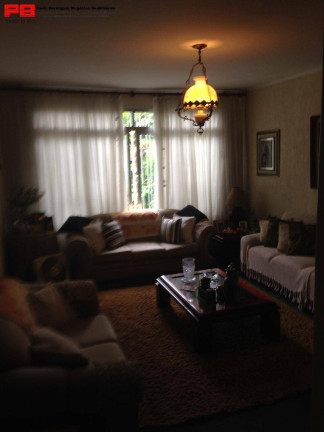 Casa com 3 Quartos à Venda, 340 m² em Jardim Aeroporto - São Paulo
