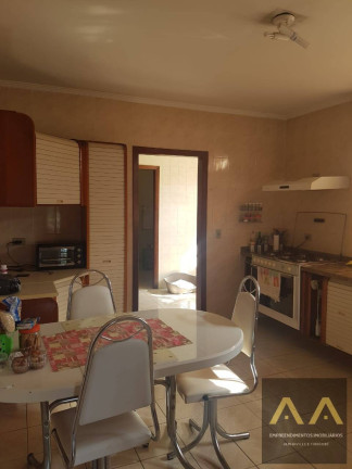 Imagem Casa com 4 Quartos à Venda, 363 m² em Alphaville - Santana De Parnaíba Imagem Casa com 4 Quartos à Venda, 363 m² em Alphaville - Santana De Parnaíba