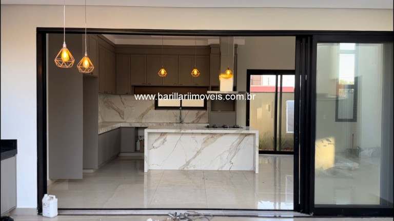 Imagem Casa com 3 Quartos à Venda, 200 m² em Condomínio Praça Dos Pássaros - Ribeirão Preto Imagem Casa com 3 Quartos à Venda, 200 m² em Condomínio Praça Dos Pássaros - Ribeirão Preto