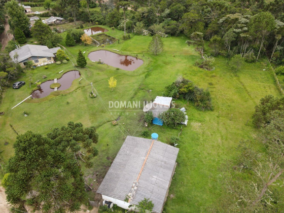 Imagem Imóvel com 2 Quartos à Venda, em Região Do Parque Da Ferradura - Campos Do Jordão Imagem Imóvel com 2 Quartos à Venda, em Região Do Parque Da Ferradura - Campos Do Jordão