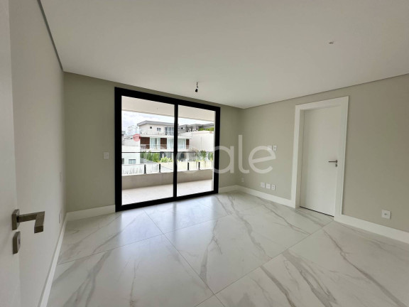Imagem Casa de Condomínio com 5 Quartos à Venda, 560 m² em Barra Da Tijuca - Rio De Janeiro Imagem Casa de Condomínio com 5 Quartos à Venda, 560 m² em Barra Da Tijuca - Rio De Janeiro