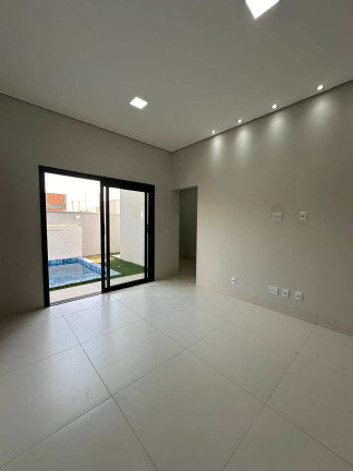 Imagem Casa com 3 Quartos à Venda, em Jardim Imperial - Cuiabá Imagem Casa com 3 Quartos à Venda, em Jardim Imperial - Cuiabá