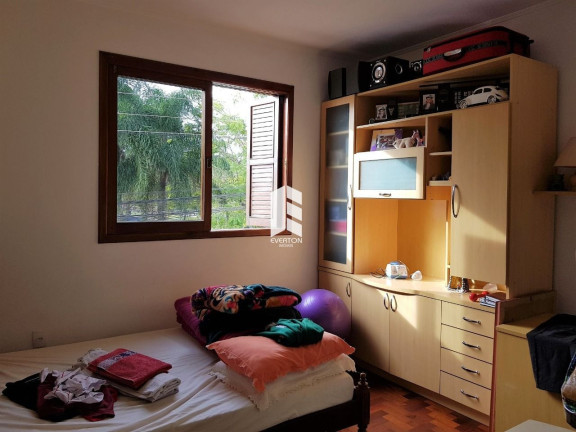 Imagem Apartamento com 3 Quartos à Venda, 130 m² em Passo D'areia - Santa Maria