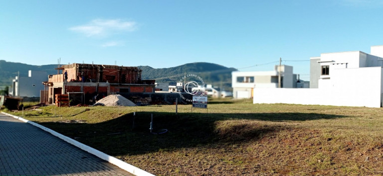 Imagem Terreno à Venda, 378 m² em Camobi - Santa Maria Imagem Terreno à Venda, 378 m² em Camobi - Santa Maria
