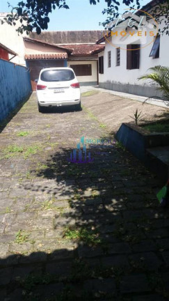 Imagem Casa com 3 Quartos à Venda, 290 m² em Solemar - Praia Grande Imagem Casa com 3 Quartos à Venda, 290 m² em Solemar - Praia Grande
