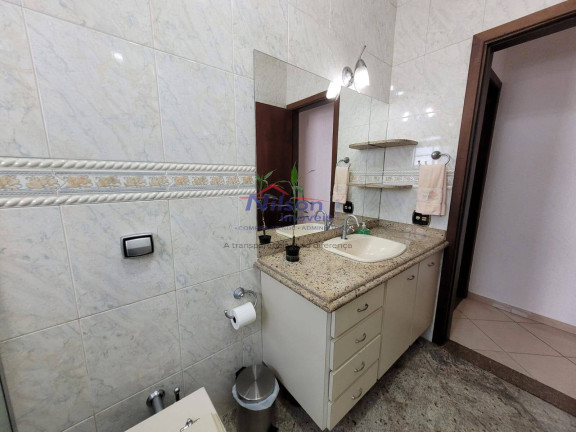 Imagem Casa com 3 Quartos à Venda,  em Guarulhos