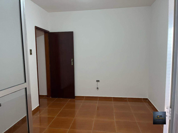 Imagem Casa com 4 Quartos à Venda, 318 m² em Jardim Las Vegas - Santo André