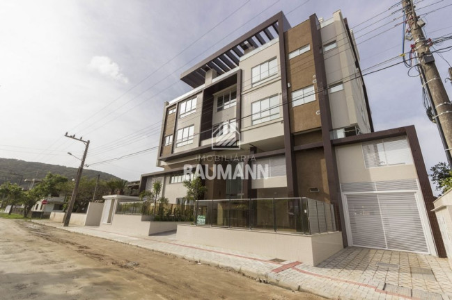 Apartamento com 2 Quartos à Venda, 72 m² em Mariscal - Bombinhas