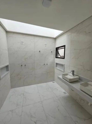 Imagem Casa com 3 Quartos à Venda, 250 m² em Jacareí Imagem Casa com 3 Quartos à Venda, 250 m² em Jacareí