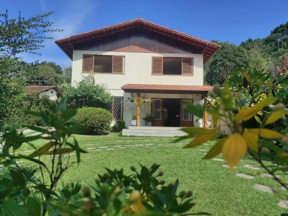 Casa com 3 Quartos à Venda, 270 m² em Bom Retiro - Teresópolis