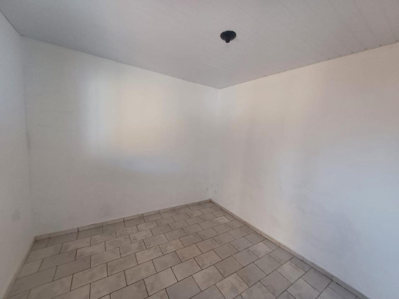 Imagem Casa com 3 Quartos à Venda,  em Jardim Leoni - Lins